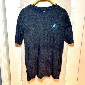 Men’s University of North Carolina Wilmington Seahawks short sleeve tee shirt L